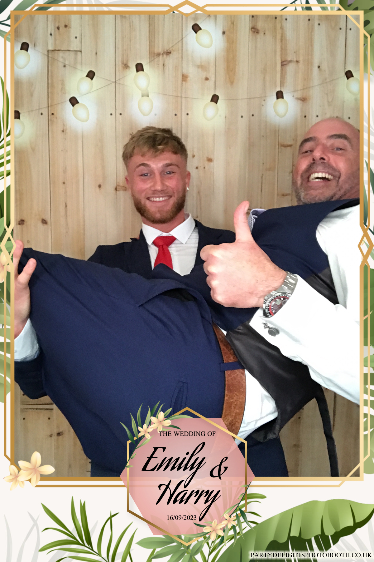 Emily & Harry's wedding | View more photos from the event at gallery.partydelightsphotobooth.co.uk/u/PartyDelightsPhotoBooth/Emily-Harrys-wedding