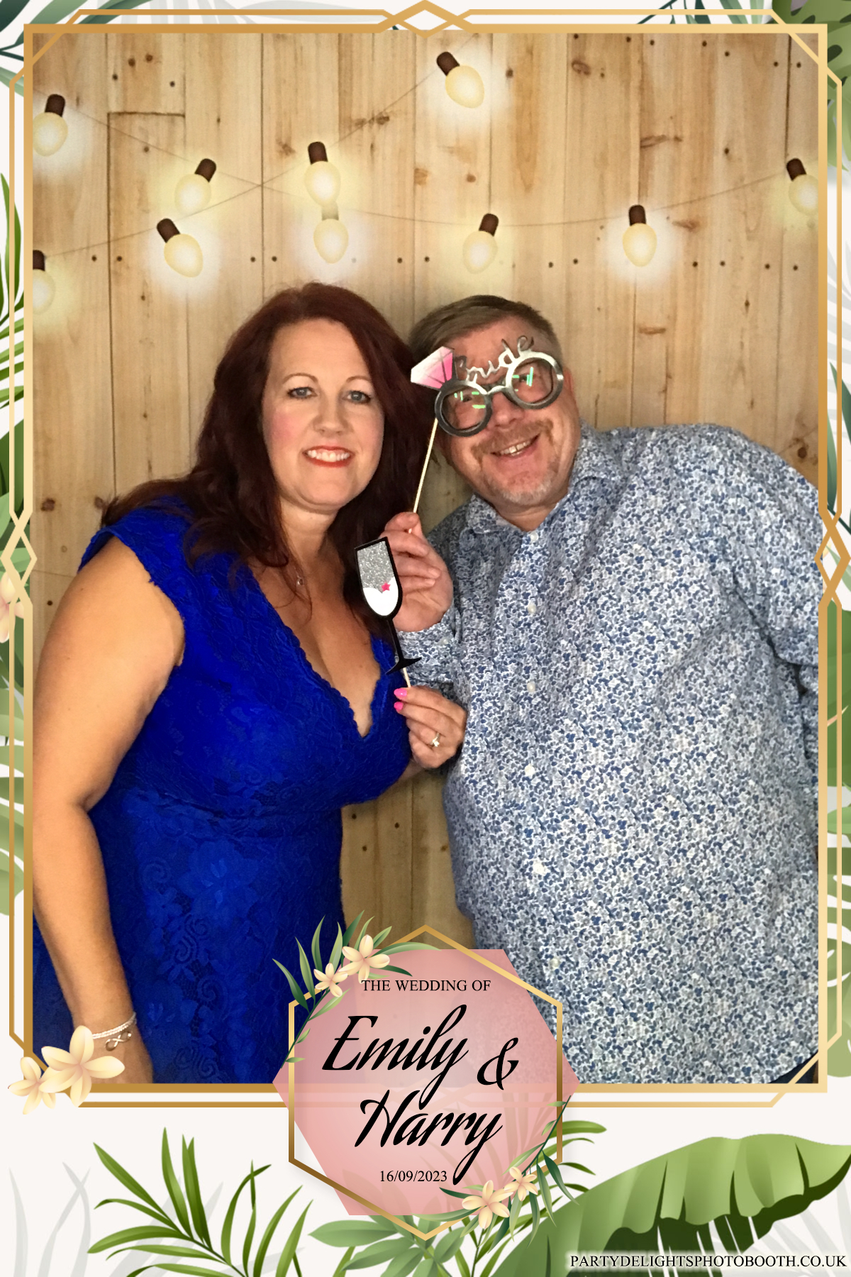 Emily & Harry's wedding | View more photos from the event at gallery.partydelightsphotobooth.co.uk/u/PartyDelightsPhotoBooth/Emily-Harrys-wedding