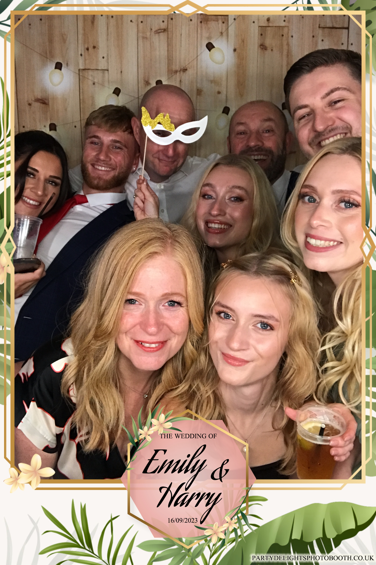 Emily & Harry's wedding | View more photos from the event at gallery.partydelightsphotobooth.co.uk/u/PartyDelightsPhotoBooth/Emily-Harrys-wedding
