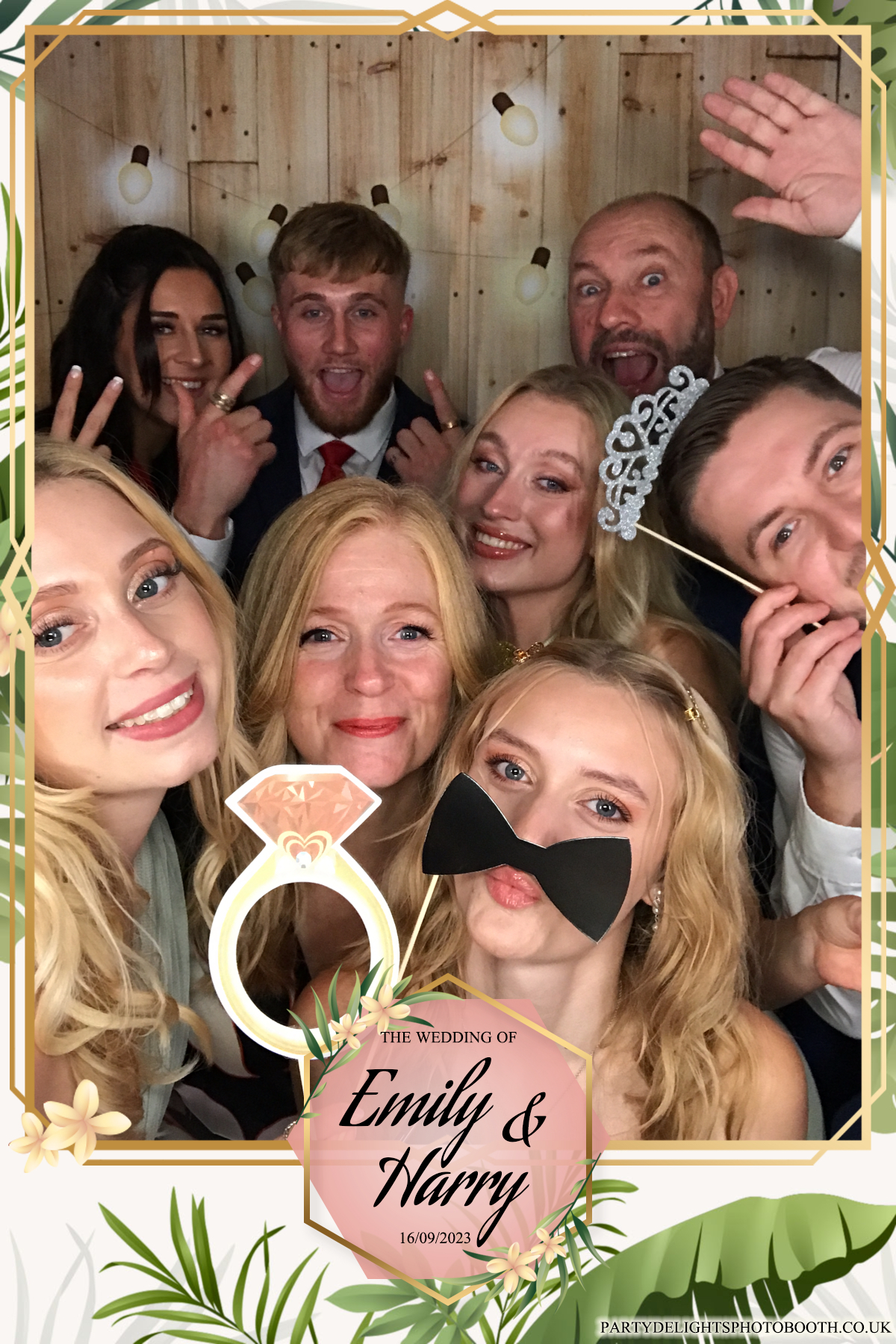 Emily & Harry's wedding | View more photos from the event at gallery.partydelightsphotobooth.co.uk/u/PartyDelightsPhotoBooth/Emily-Harrys-wedding
