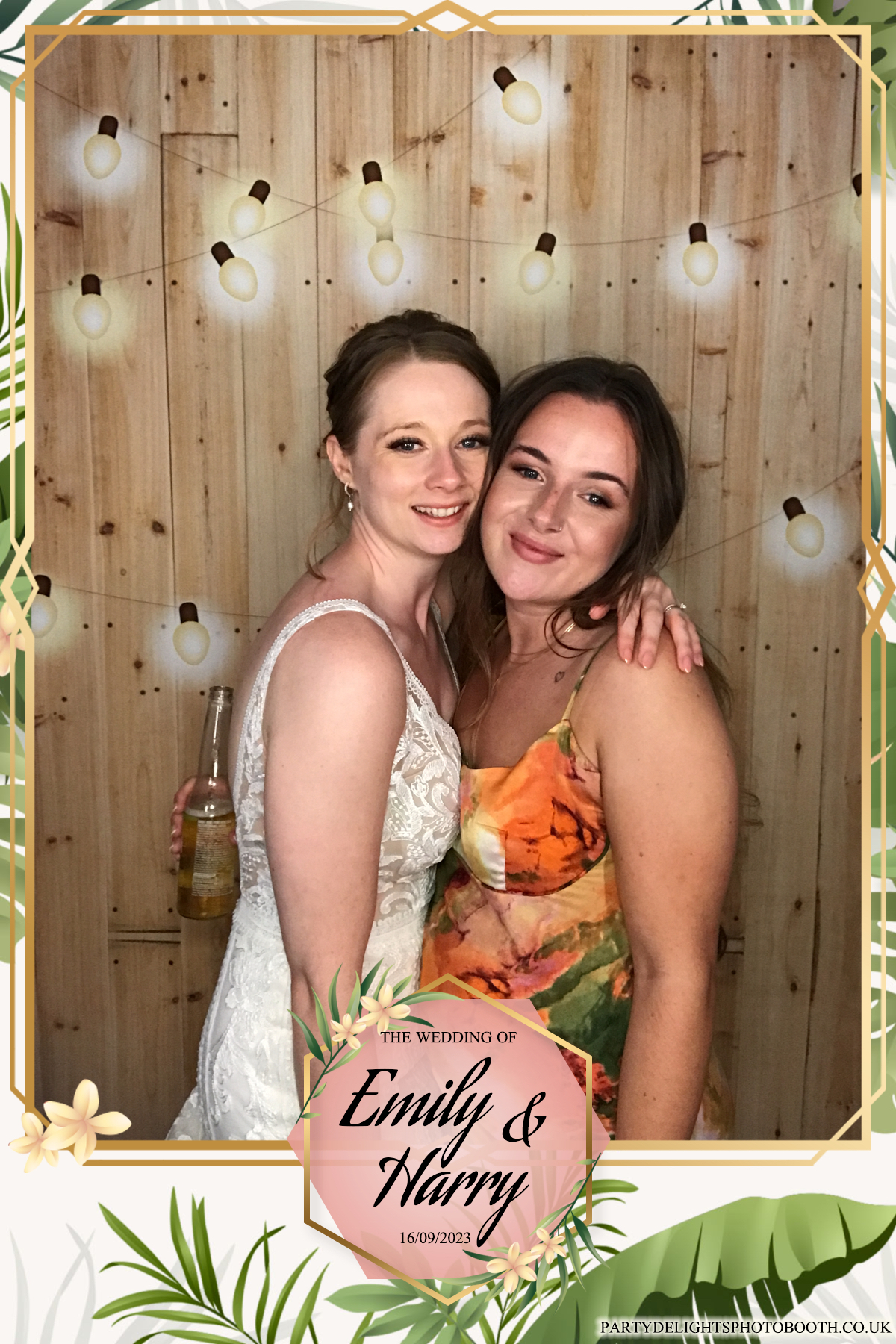 Emily & Harry's wedding | View more photos from the event at gallery.partydelightsphotobooth.co.uk/u/PartyDelightsPhotoBooth/Emily-Harrys-wedding