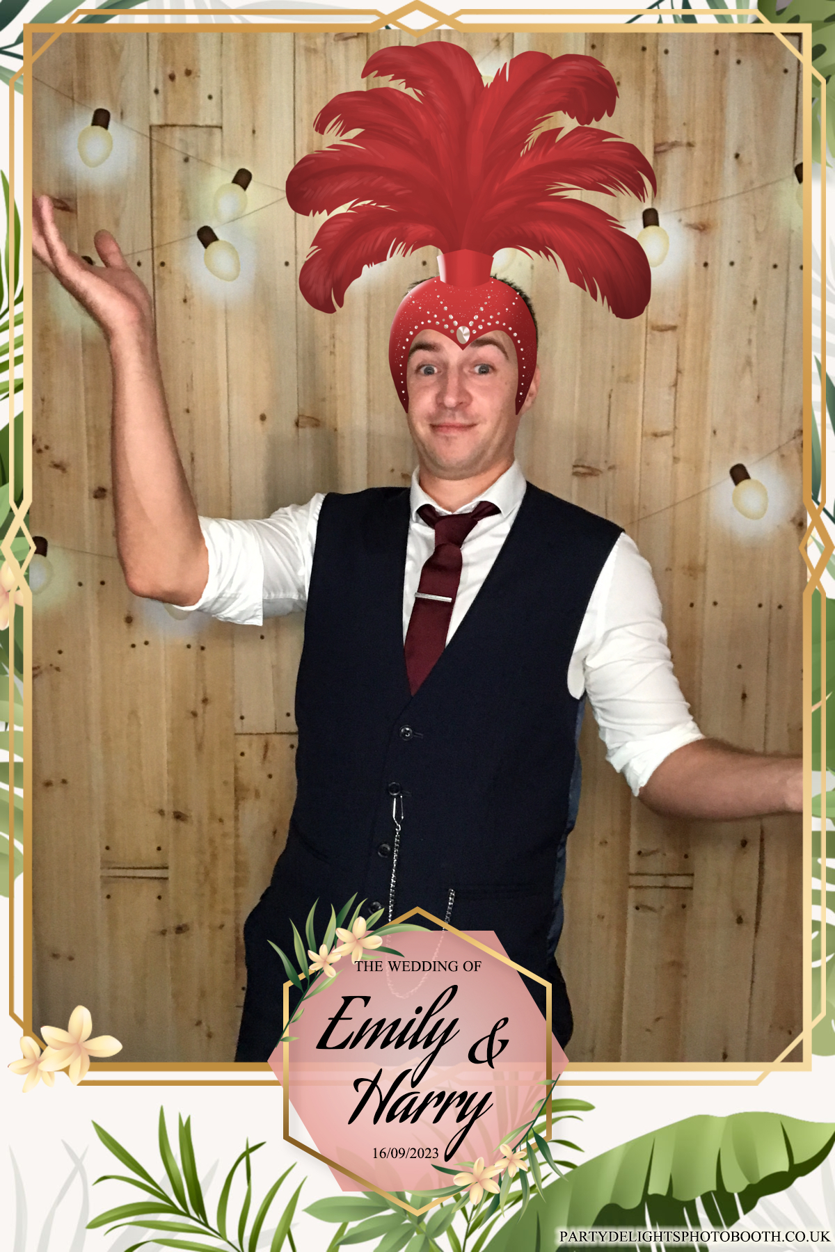 Emily & Harry's wedding | View more photos from the event at gallery.partydelightsphotobooth.co.uk/u/PartyDelightsPhotoBooth/Emily-Harrys-wedding