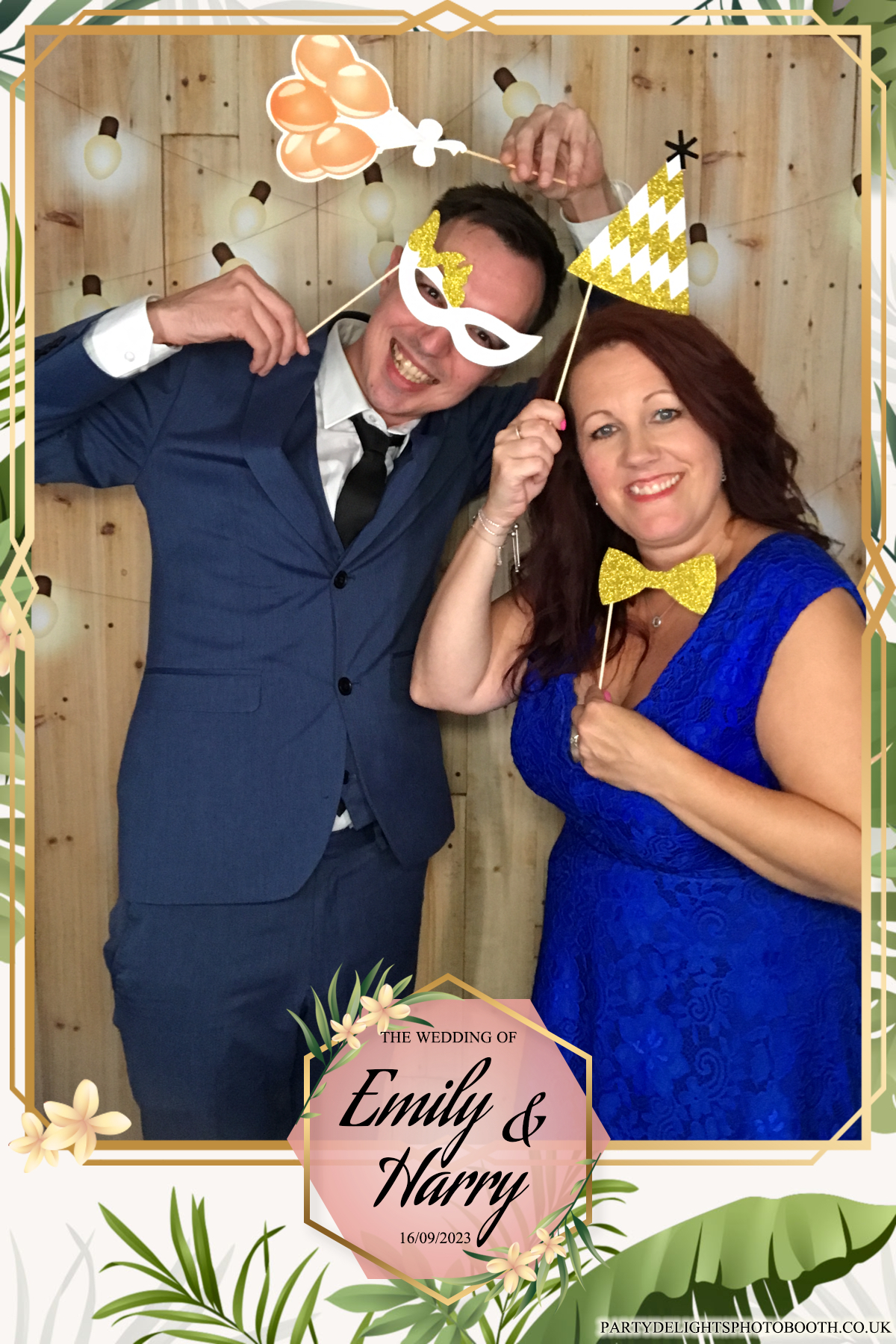 Emily & Harry's wedding | View more photos from the event at gallery.partydelightsphotobooth.co.uk/u/PartyDelightsPhotoBooth/Emily-Harrys-wedding