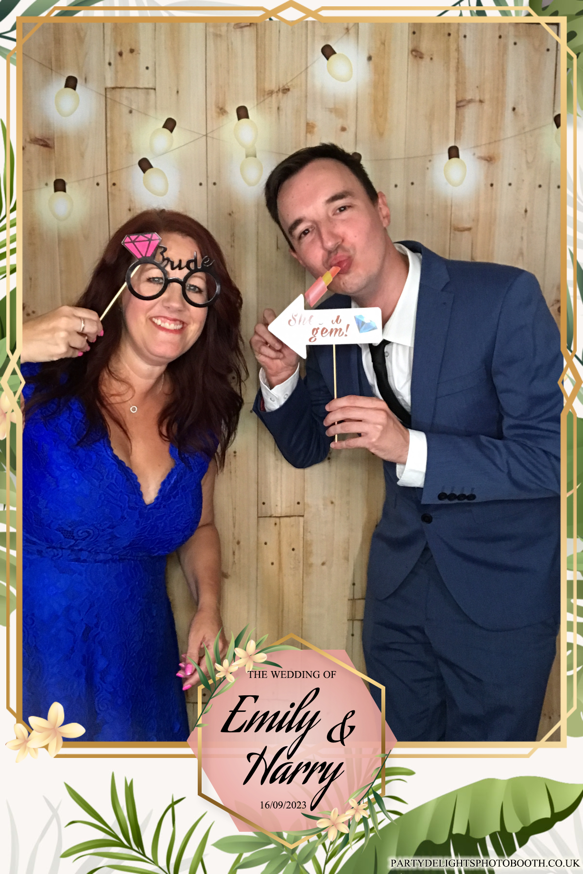 Emily & Harry's wedding | View more photos from the event at gallery.partydelightsphotobooth.co.uk/u/PartyDelightsPhotoBooth/Emily-Harrys-wedding