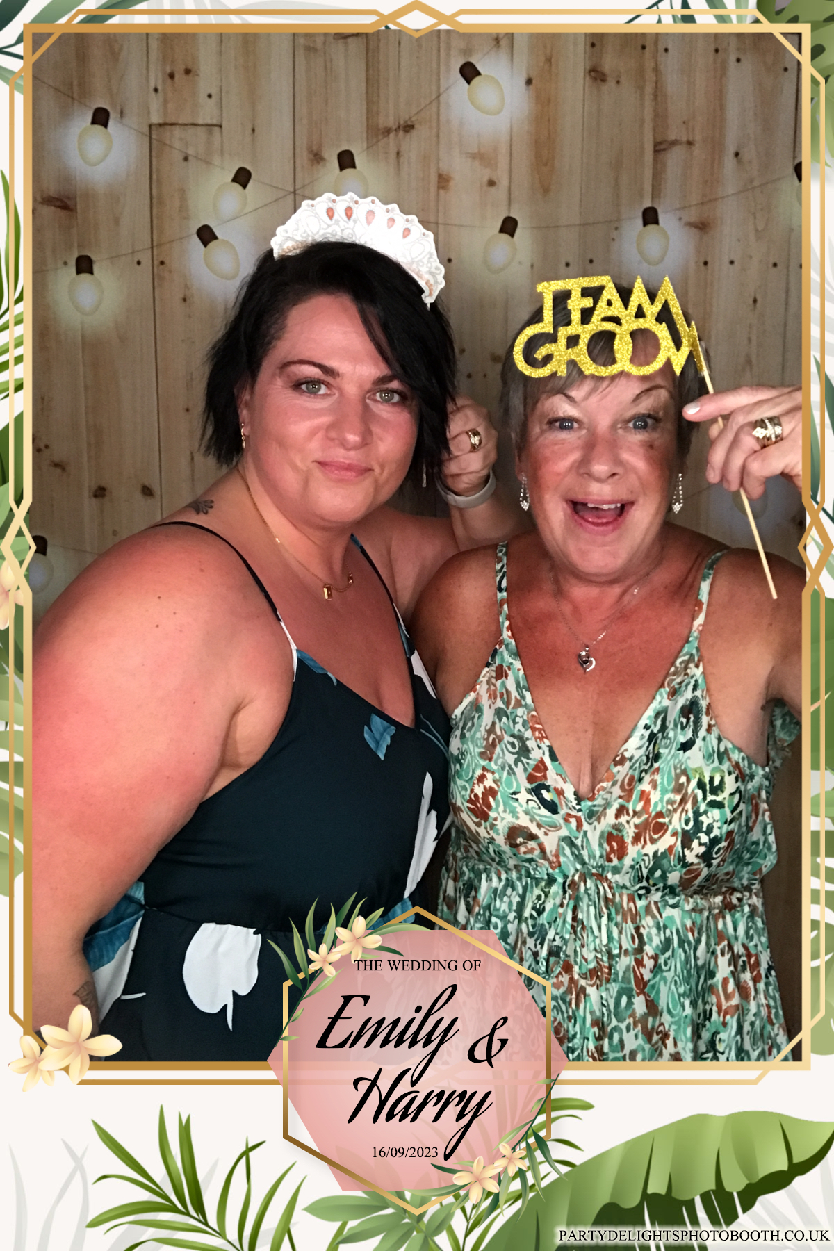 Emily & Harry's wedding | View more photos from the event at gallery.partydelightsphotobooth.co.uk/u/PartyDelightsPhotoBooth/Emily-Harrys-wedding