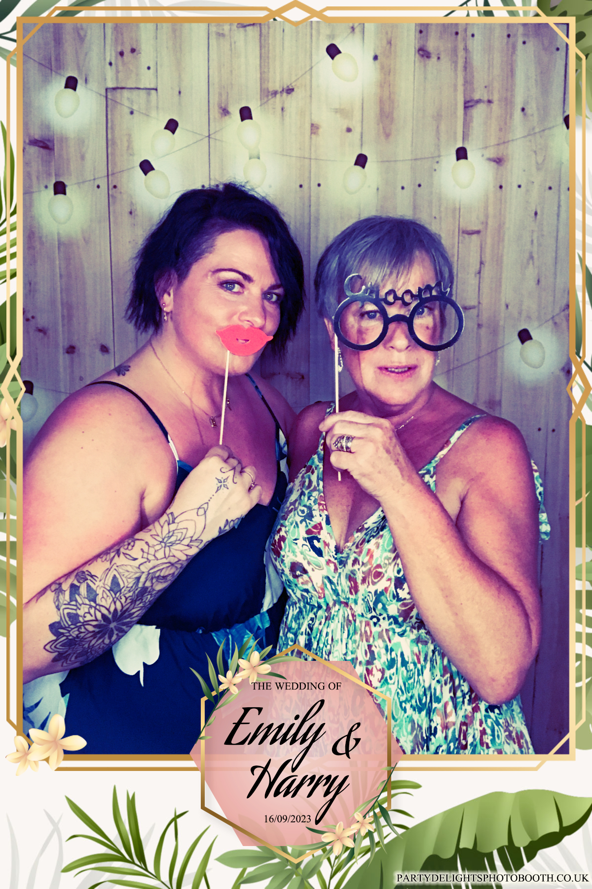 Emily & Harry's wedding | View more photos from the event at gallery.partydelightsphotobooth.co.uk/u/PartyDelightsPhotoBooth/Emily-Harrys-wedding