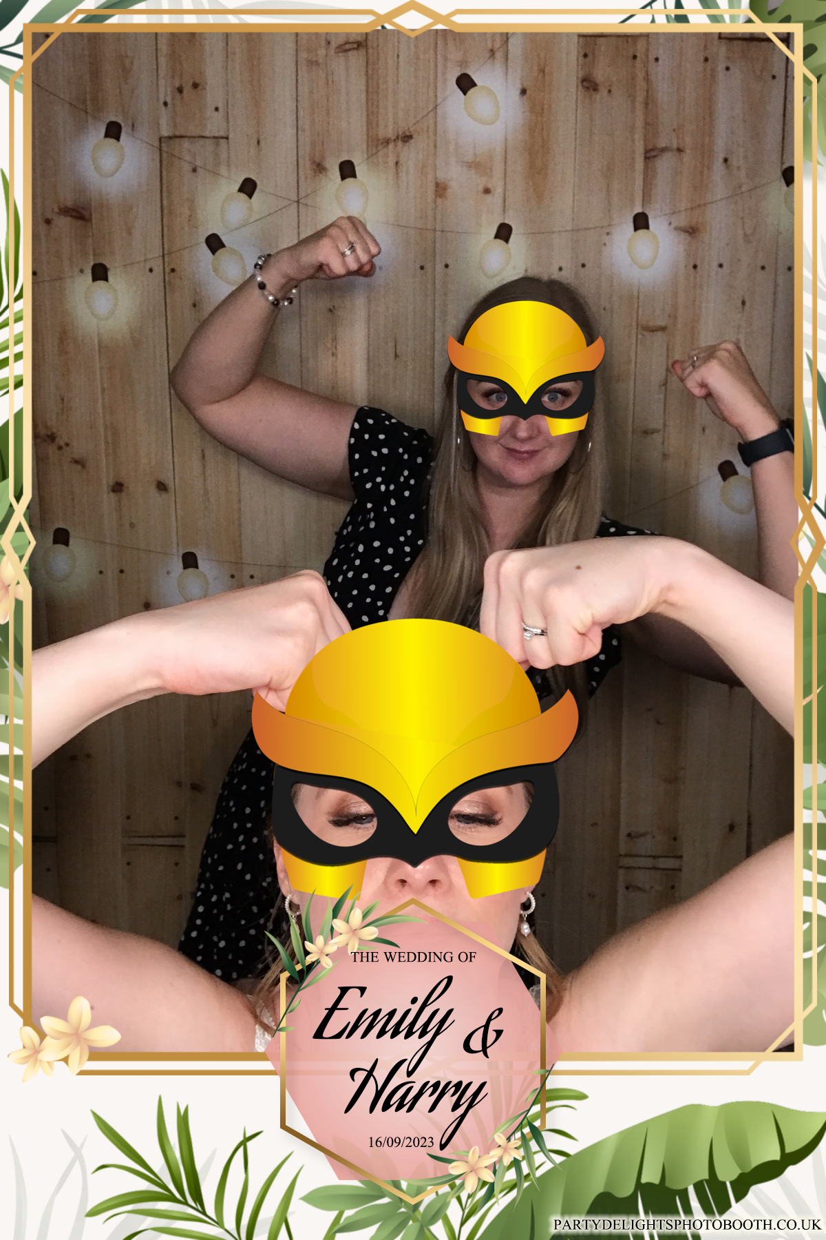 Emily & Harry's wedding | View more photos from the event at gallery.partydelightsphotobooth.co.uk/u/PartyDelightsPhotoBooth/Emily-Harrys-wedding