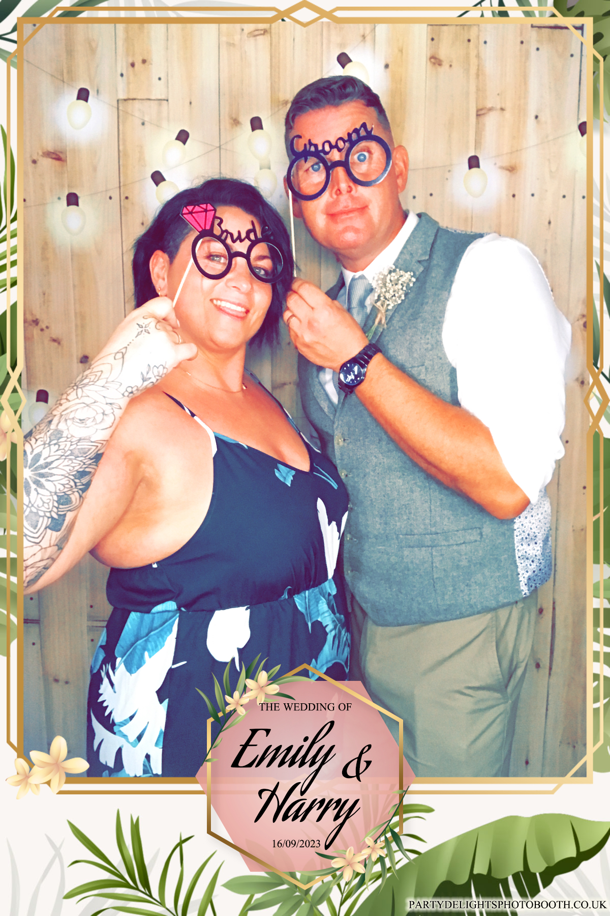 Emily & Harry's wedding | View more photos from the event at gallery.partydelightsphotobooth.co.uk/u/PartyDelightsPhotoBooth/Emily-Harrys-wedding