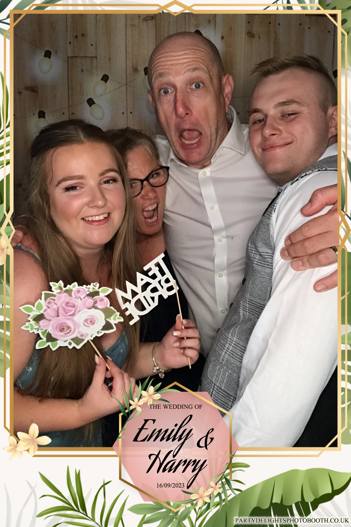 Emily & Harry's wedding | View more photos from the event at gallery.partydelightsphotobooth.co.uk/u/PartyDelightsPhotoBooth/Emily-Harrys-wedding
