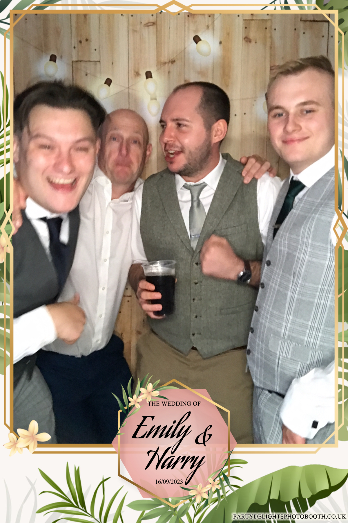 Emily & Harry's wedding | View more photos from the event at gallery.partydelightsphotobooth.co.uk/u/PartyDelightsPhotoBooth/Emily-Harrys-wedding