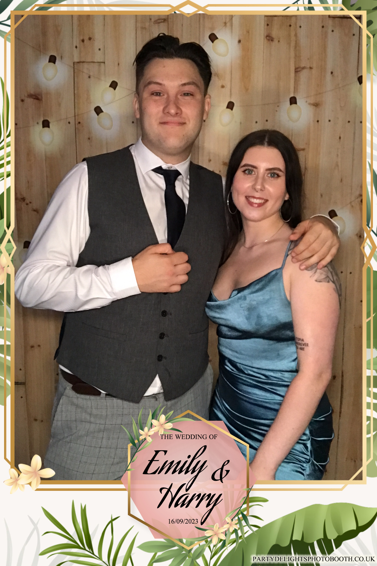 Emily & Harry's wedding | View more photos from the event at gallery.partydelightsphotobooth.co.uk/u/PartyDelightsPhotoBooth/Emily-Harrys-wedding