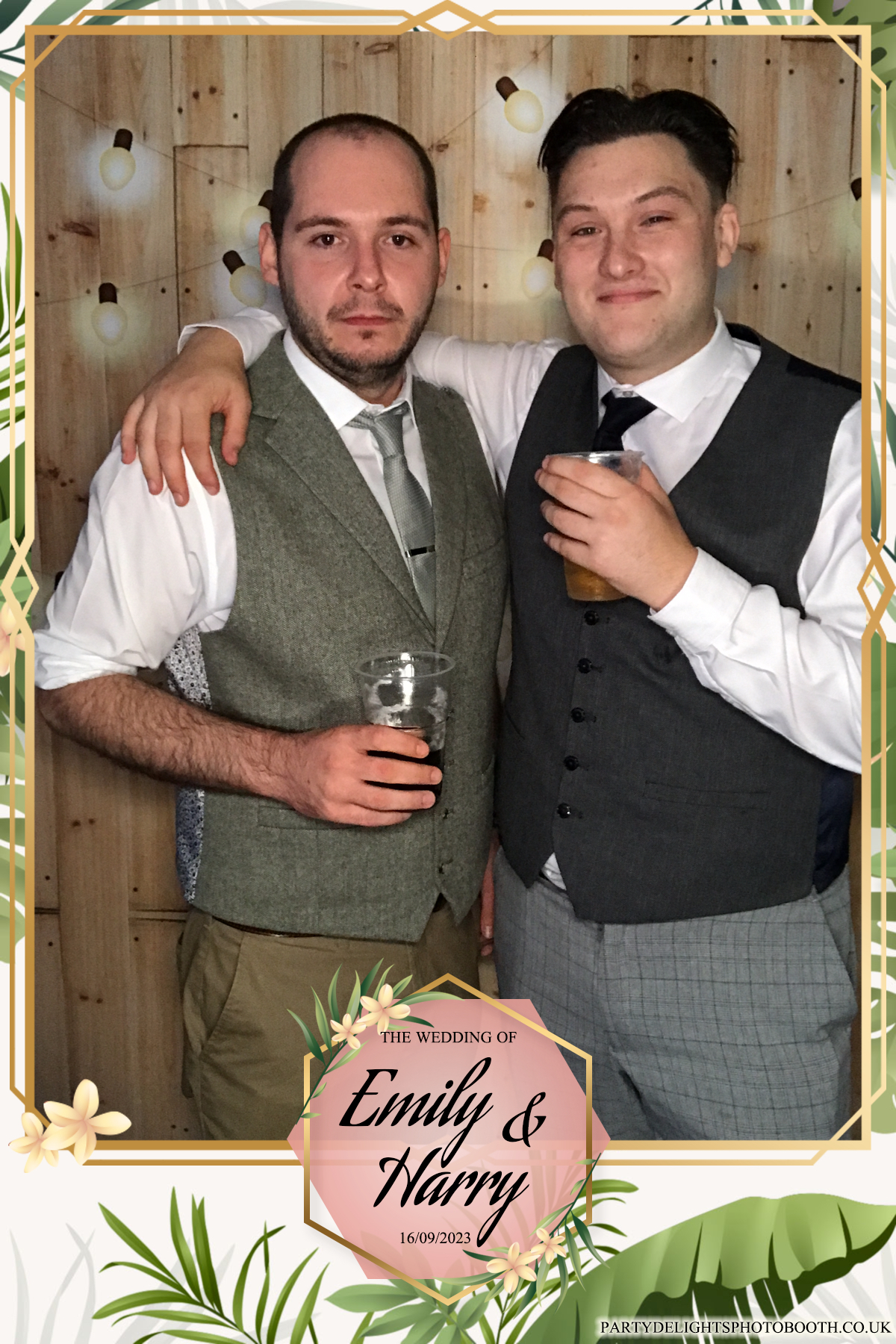 Emily & Harry's wedding | View more photos from the event at gallery.partydelightsphotobooth.co.uk/u/PartyDelightsPhotoBooth/Emily-Harrys-wedding
