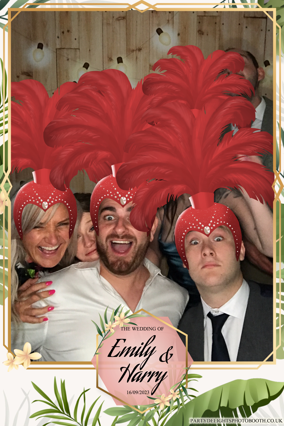 Emily & Harry's wedding | View more photos from the event at gallery.partydelightsphotobooth.co.uk/u/PartyDelightsPhotoBooth/Emily-Harrys-wedding