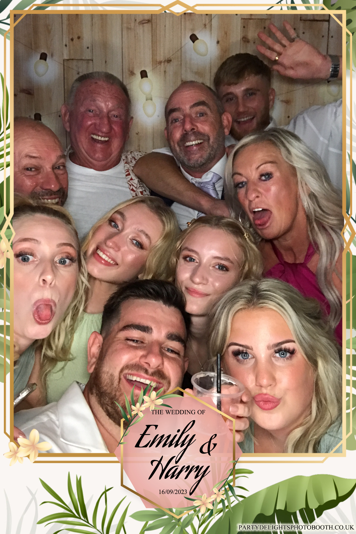 Emily & Harry's wedding | View more photos from the event at gallery.partydelightsphotobooth.co.uk/u/PartyDelightsPhotoBooth/Emily-Harrys-wedding