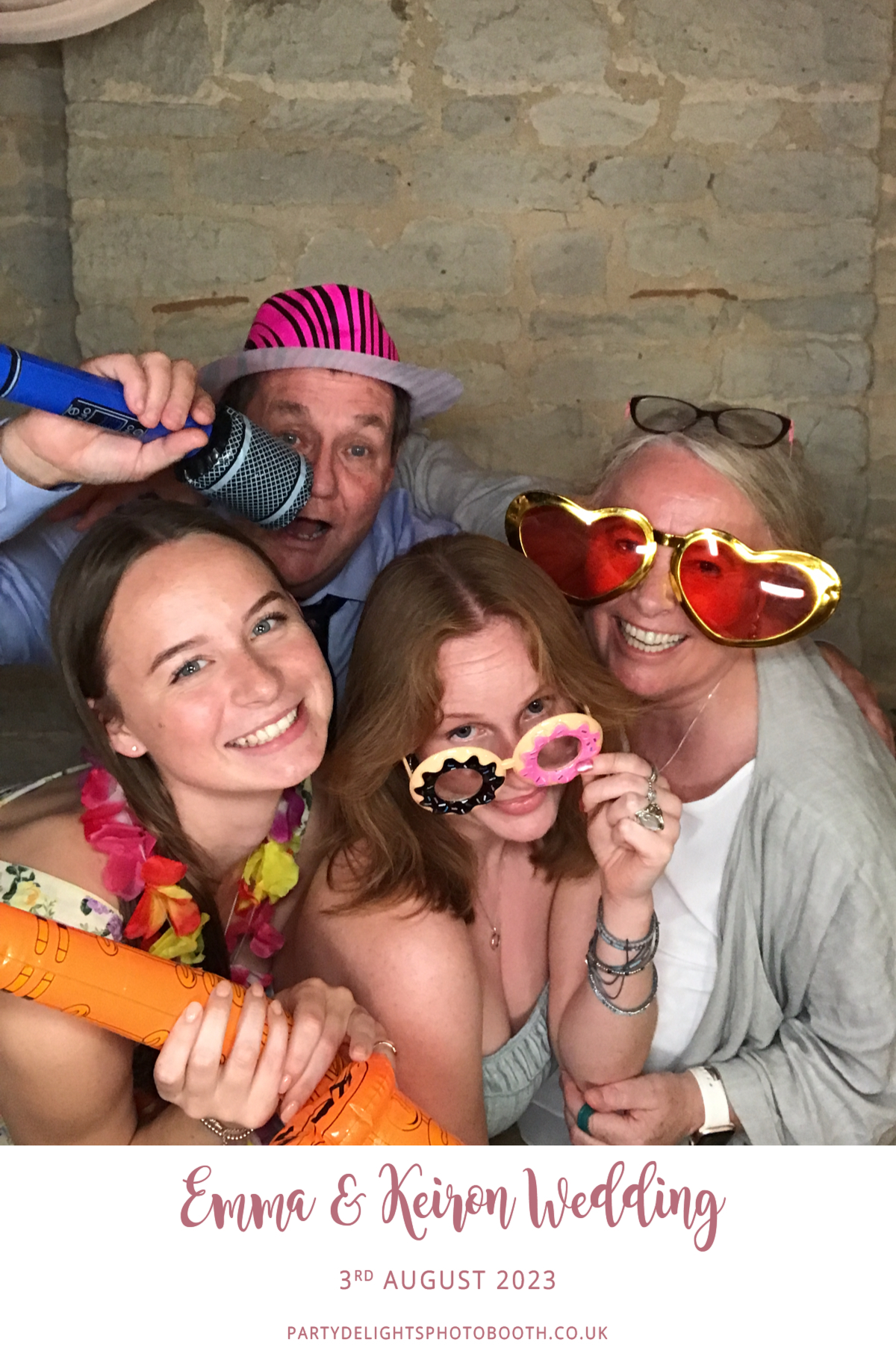 Emma and Keiron’s Wedding | View more photos from the event at gallery.partydelightsphotobooth.co.uk/u/PartyDelightsPhotoBooth/Emma-and-Keiron’s-Wedding