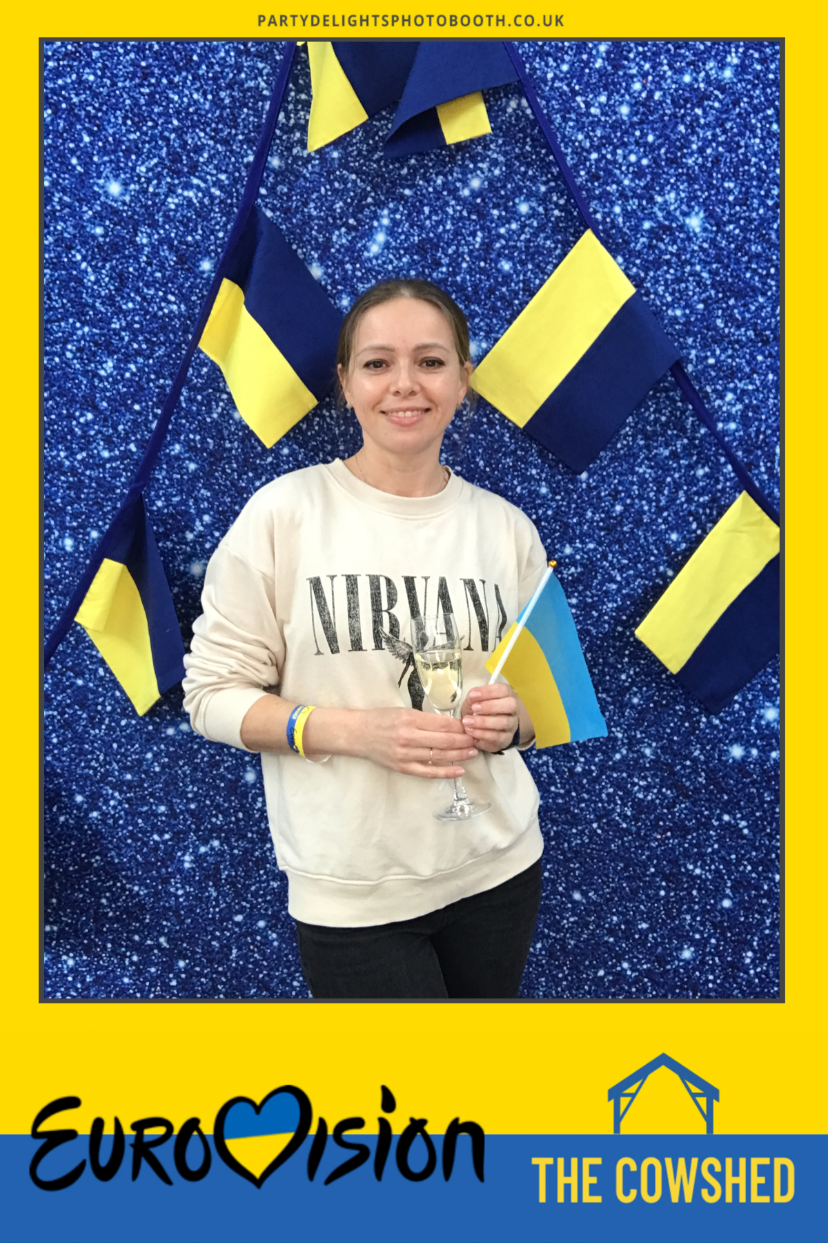 Eurovision Party for Ukrainian Families | View more photos from the event at gallery.partydelightsphotobooth.co.uk/u/PartyDelightsPhotoBooth/Eurovision-Party-for-Ukrainian-Families