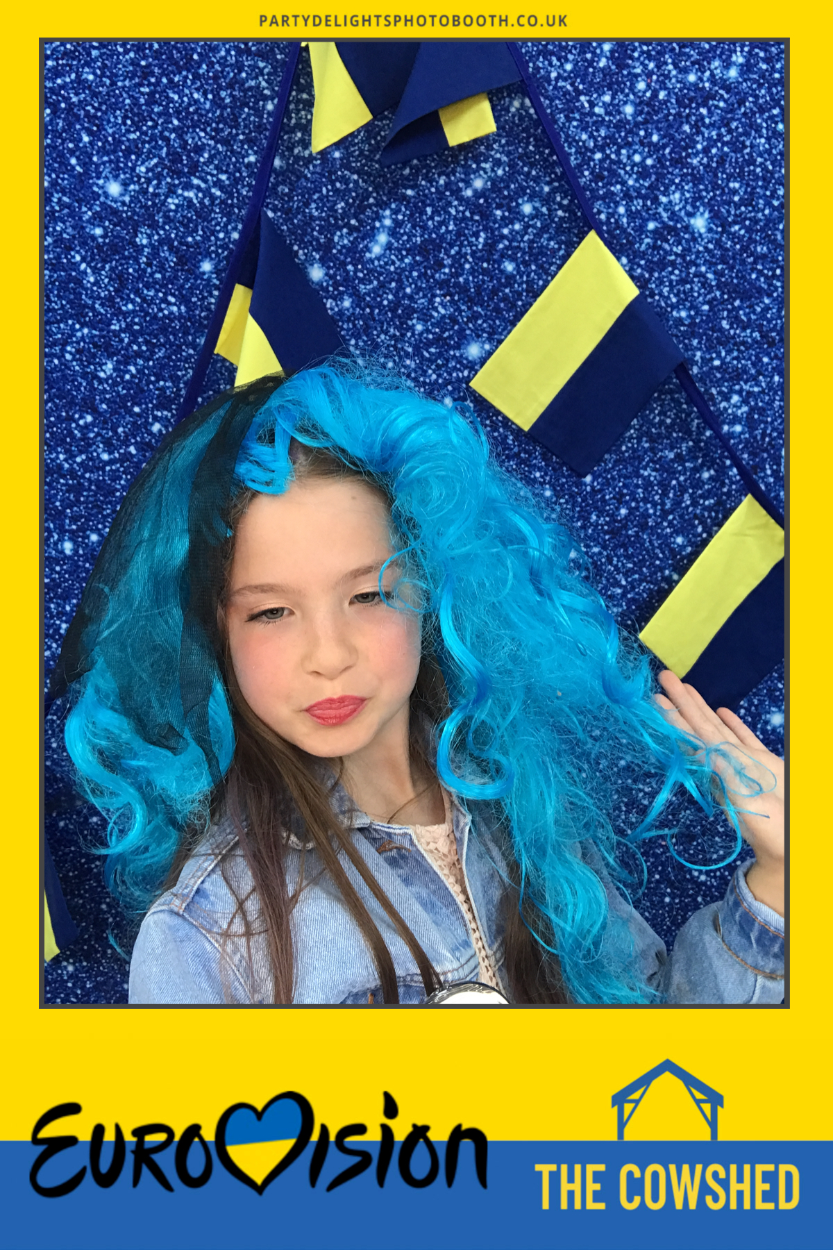 Eurovision Party for Ukrainian Families | View more photos from the event at gallery.partydelightsphotobooth.co.uk/u/PartyDelightsPhotoBooth/Eurovision-Party-for-Ukrainian-Families