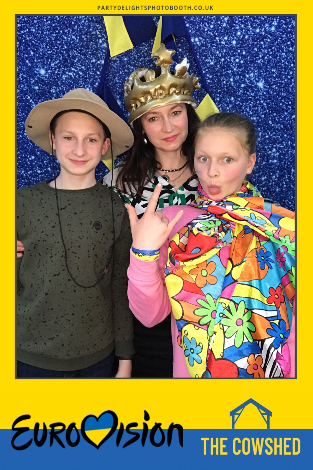 Eurovision Party for Ukrainian Families | View more photos from the event at gallery.partydelightsphotobooth.co.uk/u/PartyDelightsPhotoBooth/Eurovision-Party-for-Ukrainian-Families