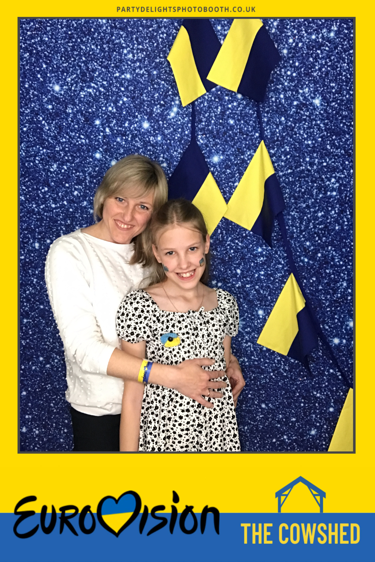 Eurovision Party for Ukrainian Families | View more photos from the event at gallery.partydelightsphotobooth.co.uk/u/PartyDelightsPhotoBooth/Eurovision-Party-for-Ukrainian-Families