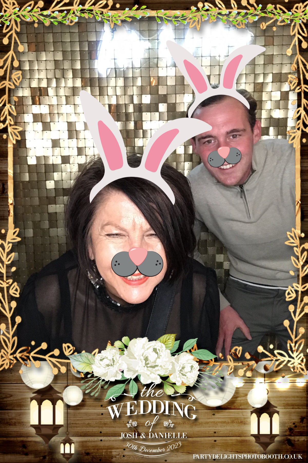 Josh’s and Danielle’s Wedding | View more photos from the event at gallery.partydelightsphotobooth.co.uk/u/PartyDelightsPhotoBooth/Josh’s-and-Danielle’s-Wedding