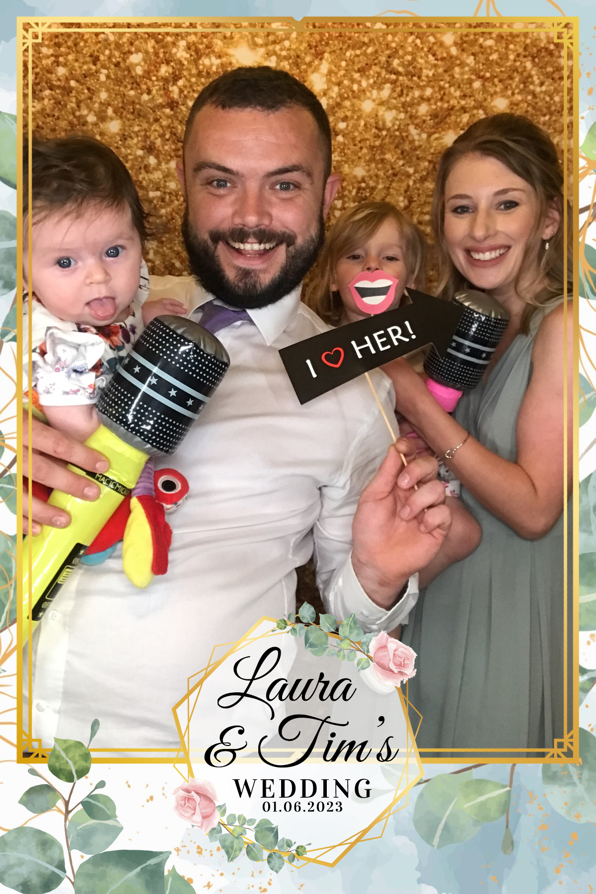 Laura & Tim's Wedding | View more photos from the event at gallery.partydelightsphotobooth.co.uk/u/PartyDelightsPhotoBooth/Laura-Tims-Wedding