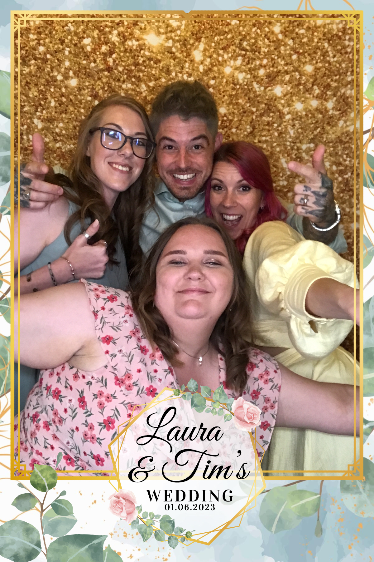 Laura & Tim's Wedding | View more photos from the event at gallery.partydelightsphotobooth.co.uk/u/PartyDelightsPhotoBooth/Laura-Tims-Wedding