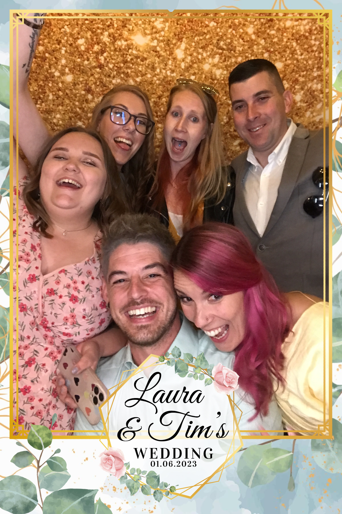 Laura & Tim's Wedding | View more photos from the event at gallery.partydelightsphotobooth.co.uk/u/PartyDelightsPhotoBooth/Laura-Tims-Wedding