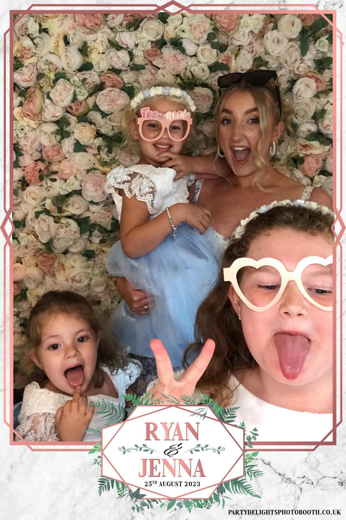 Ryan & Jenna's Wedding Day | View more photos from the event at gallery.partydelightsphotobooth.co.uk/u/PartyDelightsPhotoBooth/Ryan-Jennas-Wedding-Day
