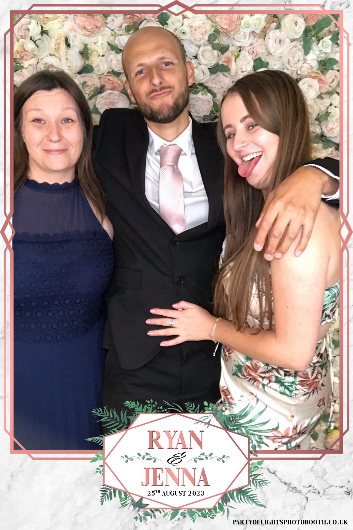 Ryan & Jenna's Wedding Day | View more photos from the event at gallery.partydelightsphotobooth.co.uk/u/PartyDelightsPhotoBooth/Ryan-Jennas-Wedding-Day