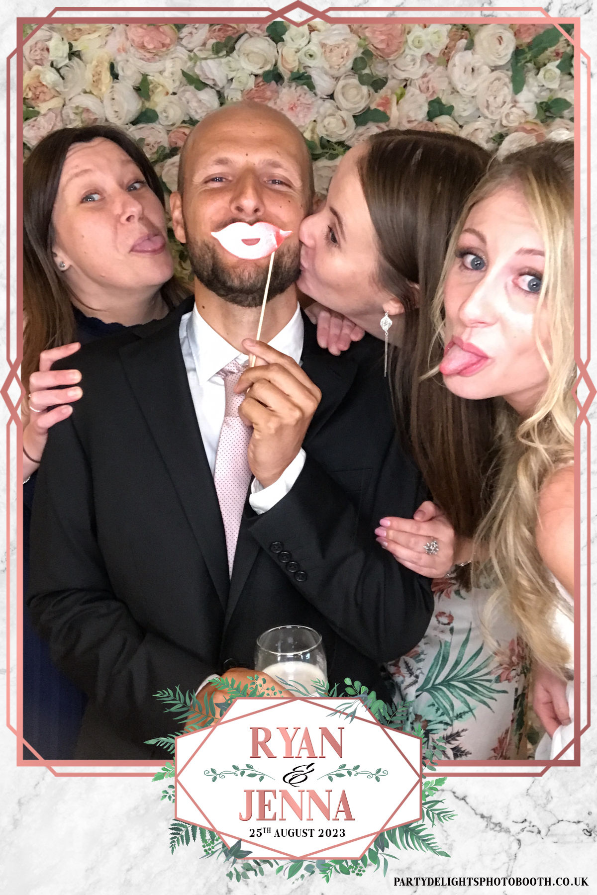Ryan & Jenna's Wedding Day | View more photos from the event at gallery.partydelightsphotobooth.co.uk/u/PartyDelightsPhotoBooth/Ryan-Jennas-Wedding-Day