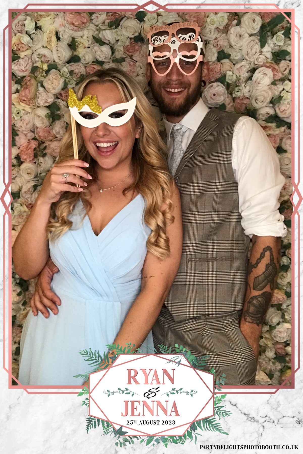 Ryan & Jenna's Wedding Day | View more photos from the event at gallery.partydelightsphotobooth.co.uk/u/PartyDelightsPhotoBooth/Ryan-Jennas-Wedding-Day