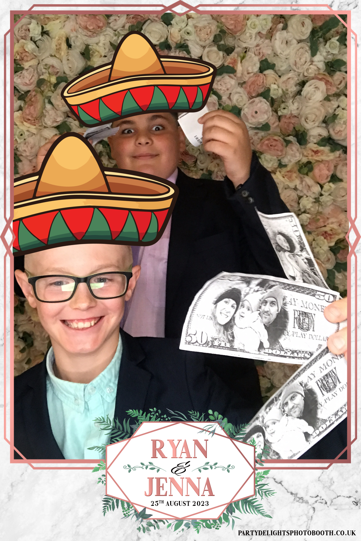 Ryan & Jenna's Wedding Day | View more photos from the event at gallery.partydelightsphotobooth.co.uk/u/PartyDelightsPhotoBooth/Ryan-Jennas-Wedding-Day