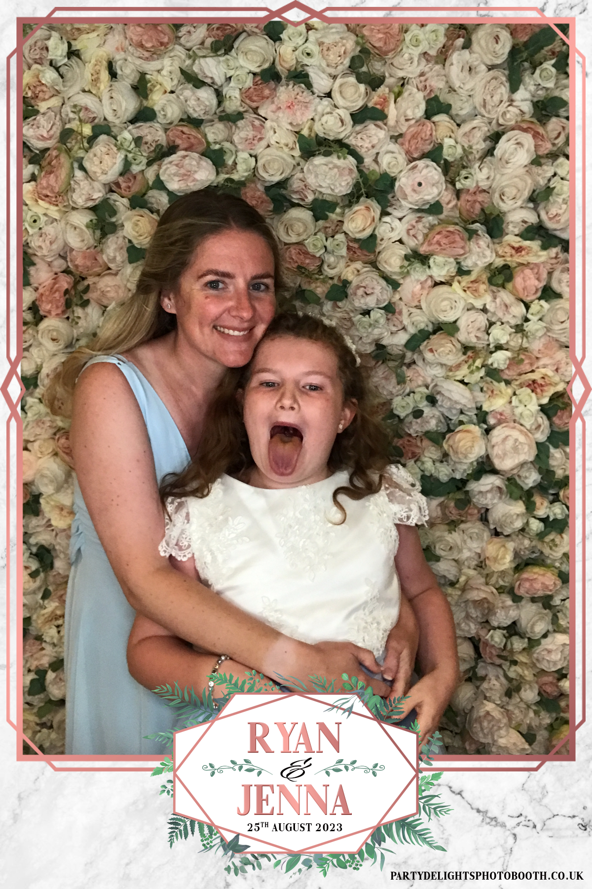 Ryan & Jenna's Wedding Day | View more photos from the event at gallery.partydelightsphotobooth.co.uk/u/PartyDelightsPhotoBooth/Ryan-Jennas-Wedding-Day