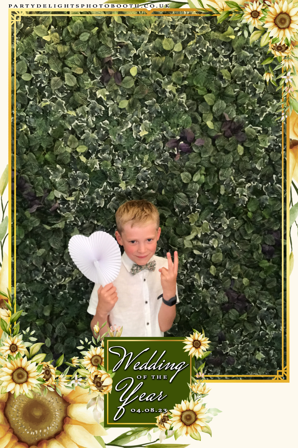 Tony and Lily’s wedding | View more photos from the event at gallery.partydelightsphotobooth.co.uk/u/PartyDelightsPhotoBooth/Tony-and-Lily’s-wedding