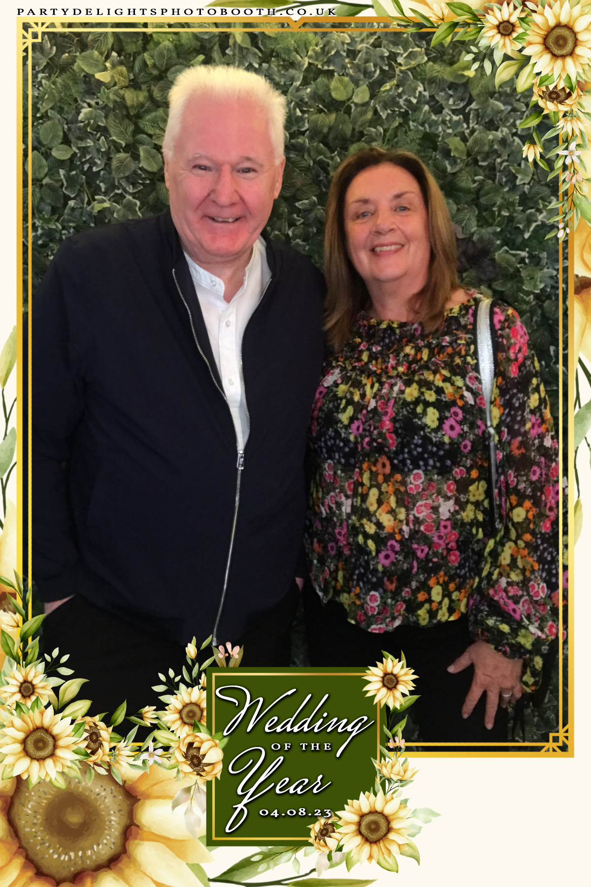 Tony and Lily’s wedding | View more photos from the event at gallery.partydelightsphotobooth.co.uk/u/PartyDelightsPhotoBooth/Tony-and-Lily’s-wedding