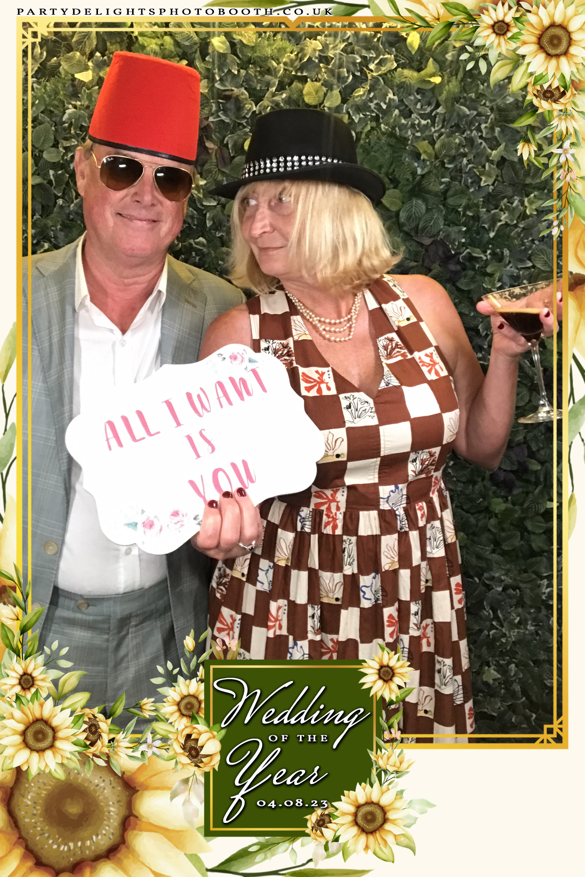 Tony and Lily’s wedding | View more photos from the event at gallery.partydelightsphotobooth.co.uk/u/PartyDelightsPhotoBooth/Tony-and-Lily’s-wedding