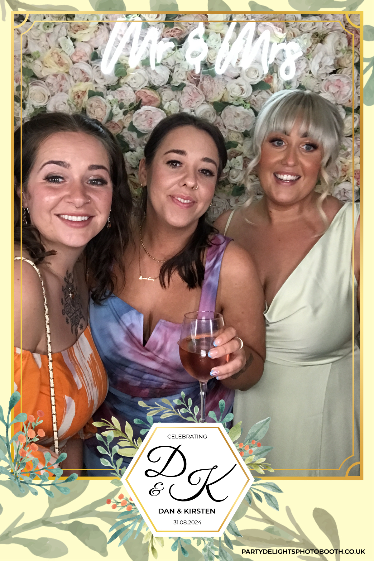 Dan and Kirsten's Wedding | View more photos from the event at gallery.partydelightsphotobooth.co.uk/u/PartyDelightsPhotoBooth/Dan-and-Kirstens-Wedding