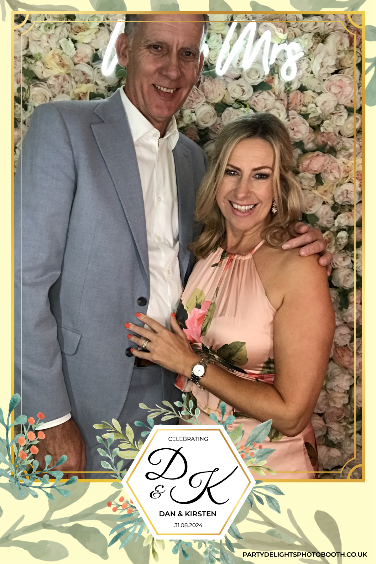 Dan and Kirsten's Wedding | View more photos from the event at gallery.partydelightsphotobooth.co.uk/u/PartyDelightsPhotoBooth/Dan-and-Kirstens-Wedding