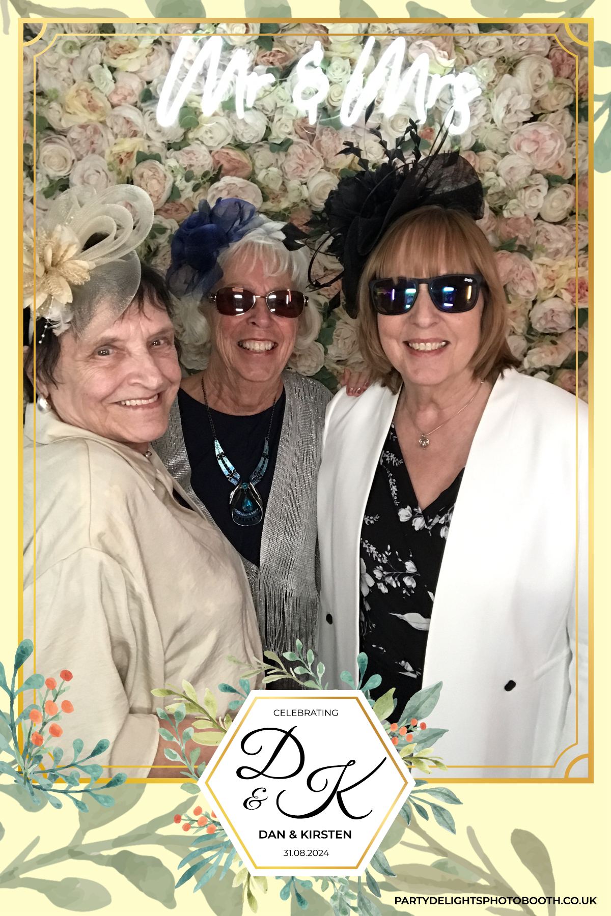 Dan and Kirsten's Wedding | View more photos from the event at gallery.partydelightsphotobooth.co.uk/u/PartyDelightsPhotoBooth/Dan-and-Kirstens-Wedding