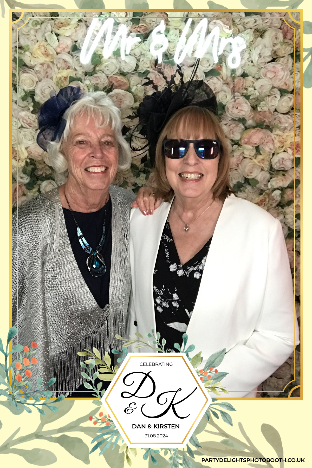 Dan and Kirsten's Wedding | View more photos from the event at gallery.partydelightsphotobooth.co.uk/u/PartyDelightsPhotoBooth/Dan-and-Kirstens-Wedding