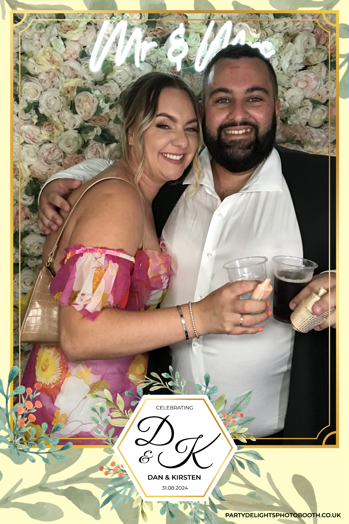 Dan and Kirsten's Wedding | View more photos from the event at gallery.partydelightsphotobooth.co.uk/u/PartyDelightsPhotoBooth/Dan-and-Kirstens-Wedding