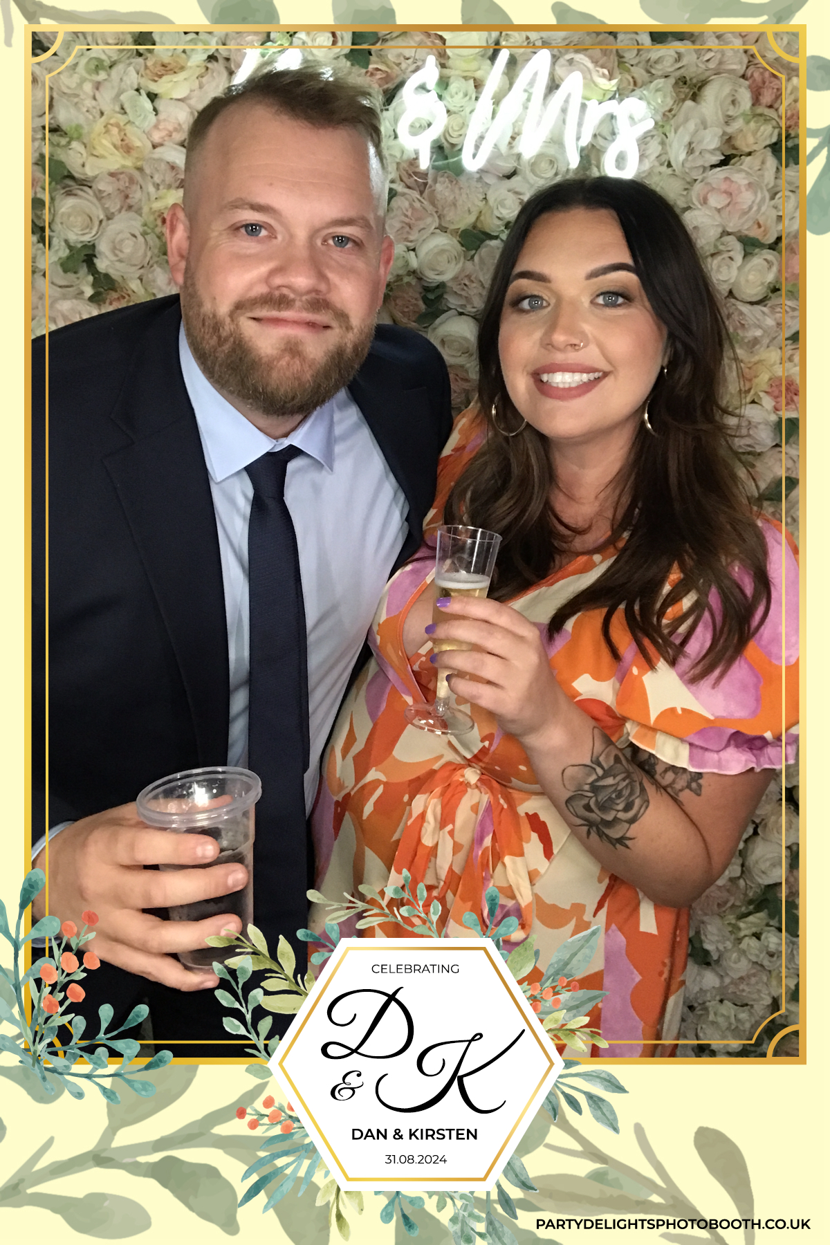 Dan and Kirsten's Wedding | View more photos from the event at gallery.partydelightsphotobooth.co.uk/u/PartyDelightsPhotoBooth/Dan-and-Kirstens-Wedding