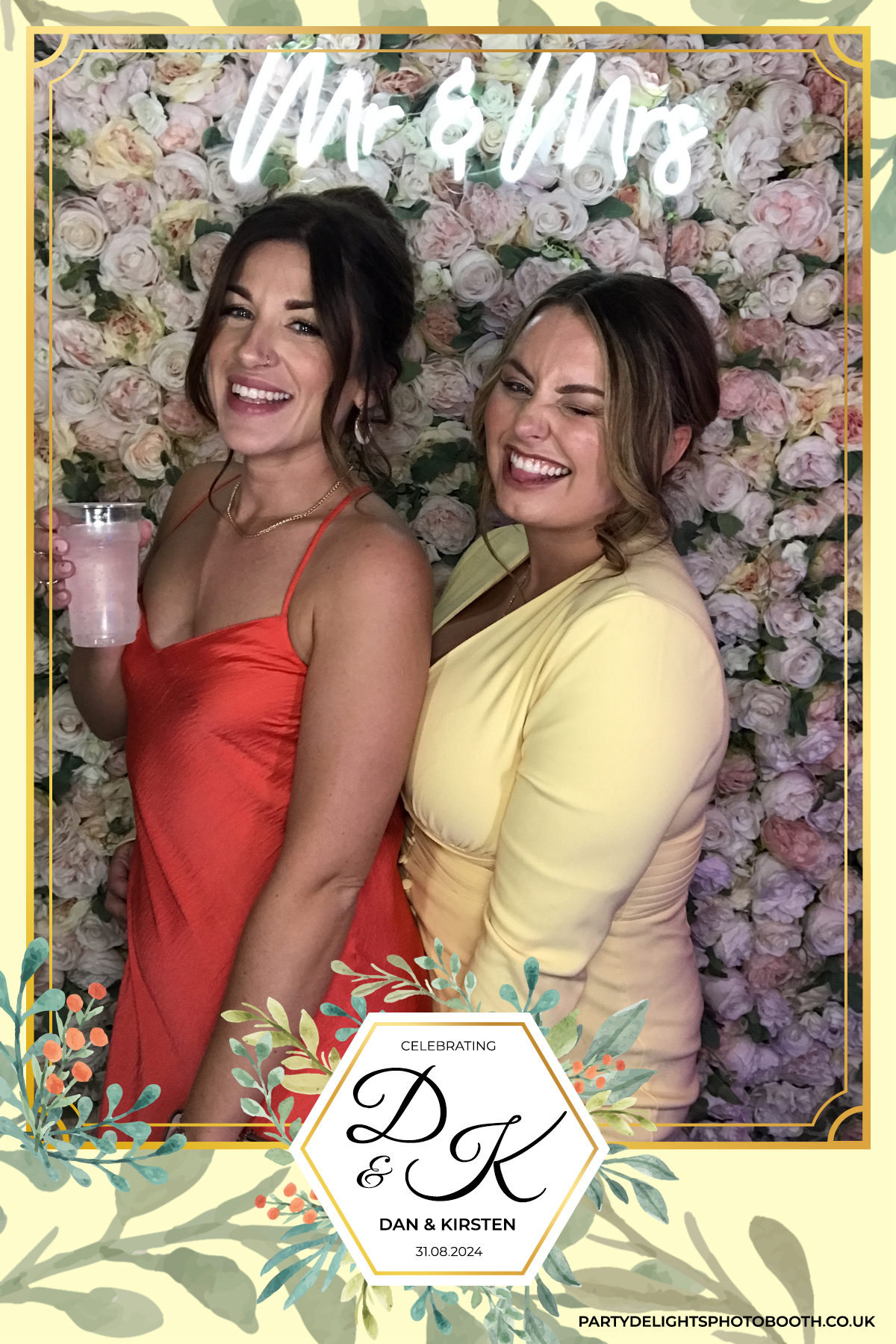 Dan and Kirsten's Wedding | View more photos from the event at gallery.partydelightsphotobooth.co.uk/u/PartyDelightsPhotoBooth/Dan-and-Kirstens-Wedding