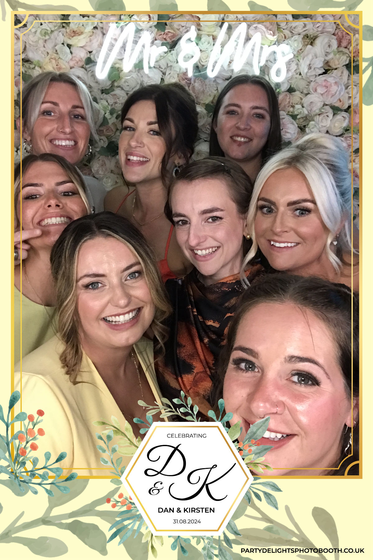 Dan and Kirsten's Wedding | View more photos from the event at gallery.partydelightsphotobooth.co.uk/u/PartyDelightsPhotoBooth/Dan-and-Kirstens-Wedding