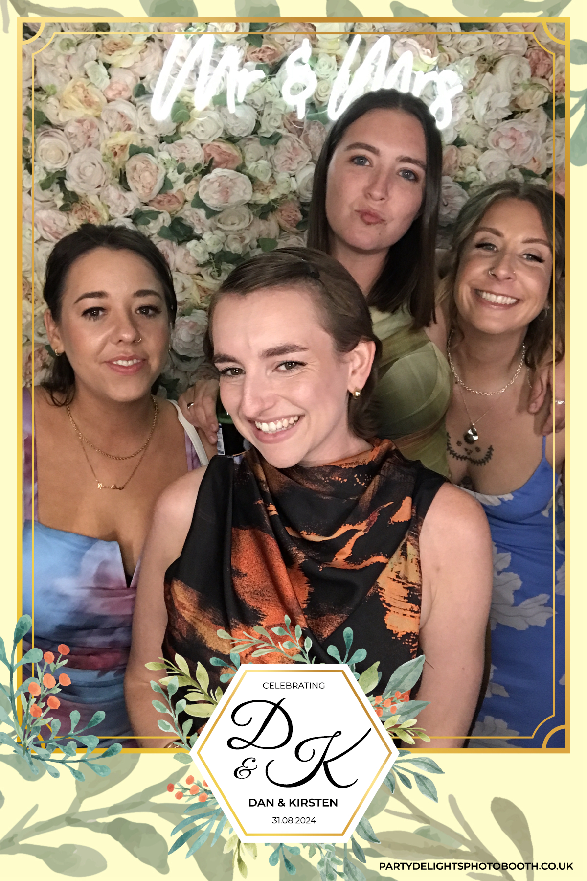 Dan and Kirsten's Wedding | View more photos from the event at gallery.partydelightsphotobooth.co.uk/u/PartyDelightsPhotoBooth/Dan-and-Kirstens-Wedding