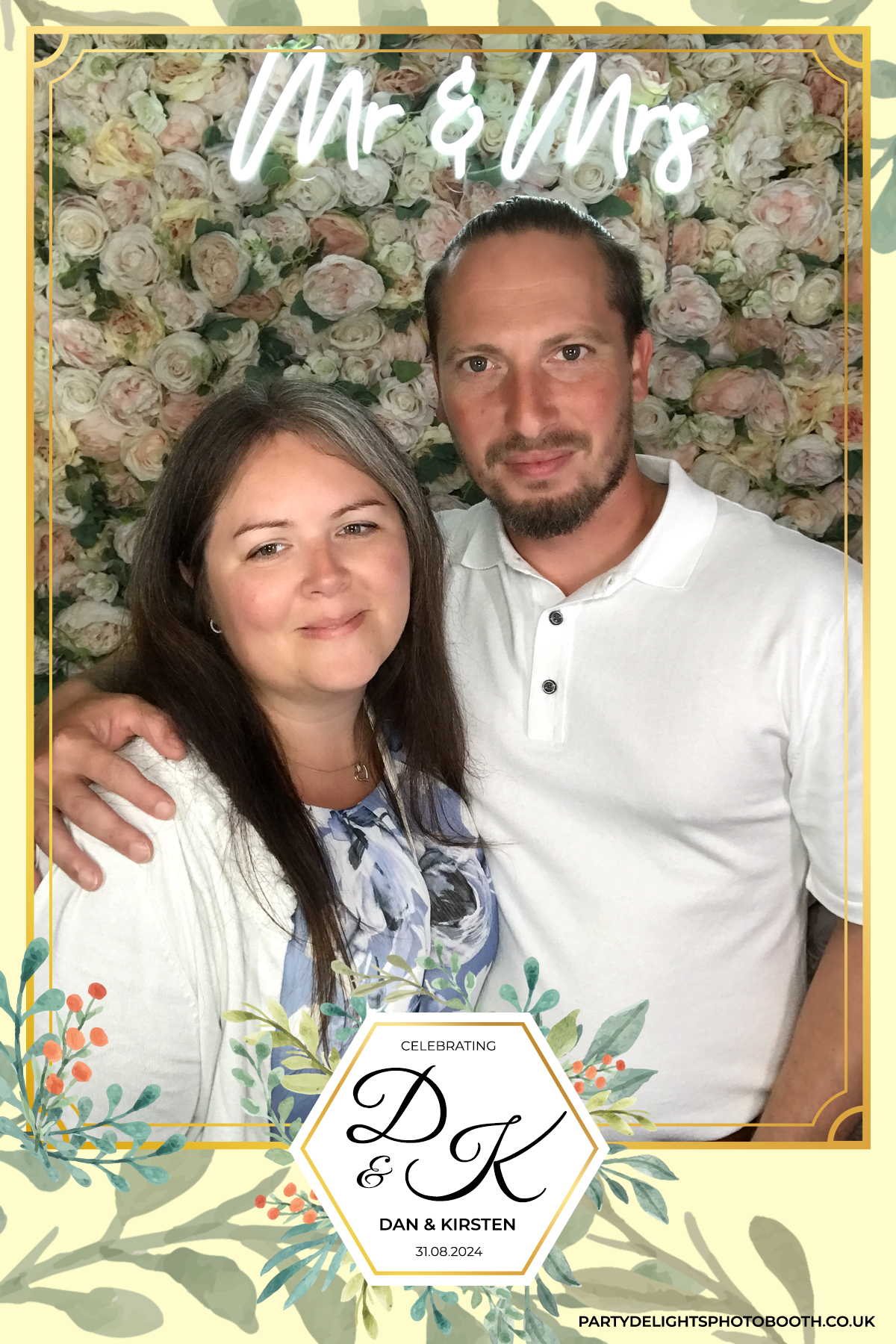 Dan and Kirsten's Wedding | View more photos from the event at gallery.partydelightsphotobooth.co.uk/u/PartyDelightsPhotoBooth/Dan-and-Kirstens-Wedding