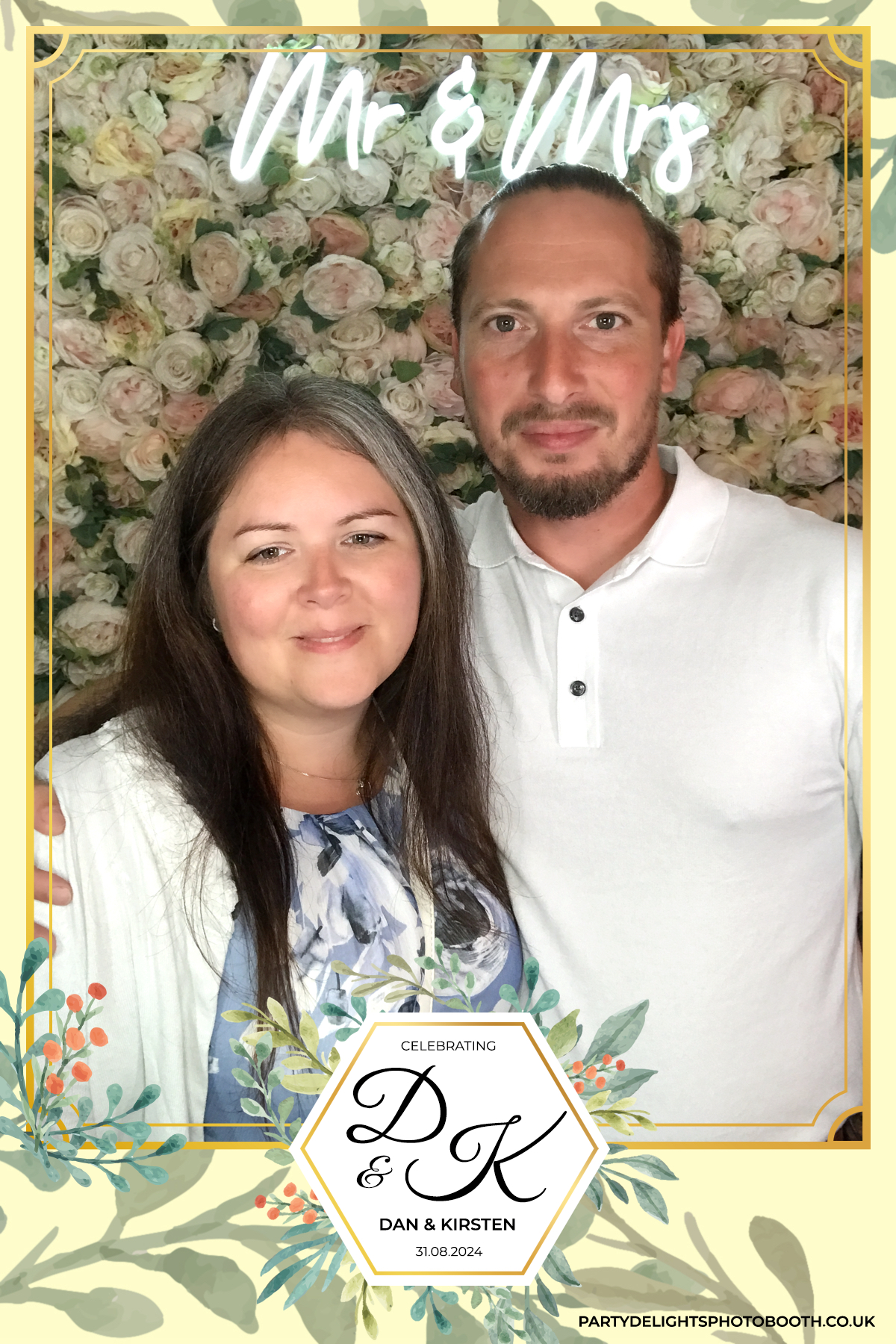 Dan and Kirsten's Wedding | View more photos from the event at gallery.partydelightsphotobooth.co.uk/u/PartyDelightsPhotoBooth/Dan-and-Kirstens-Wedding