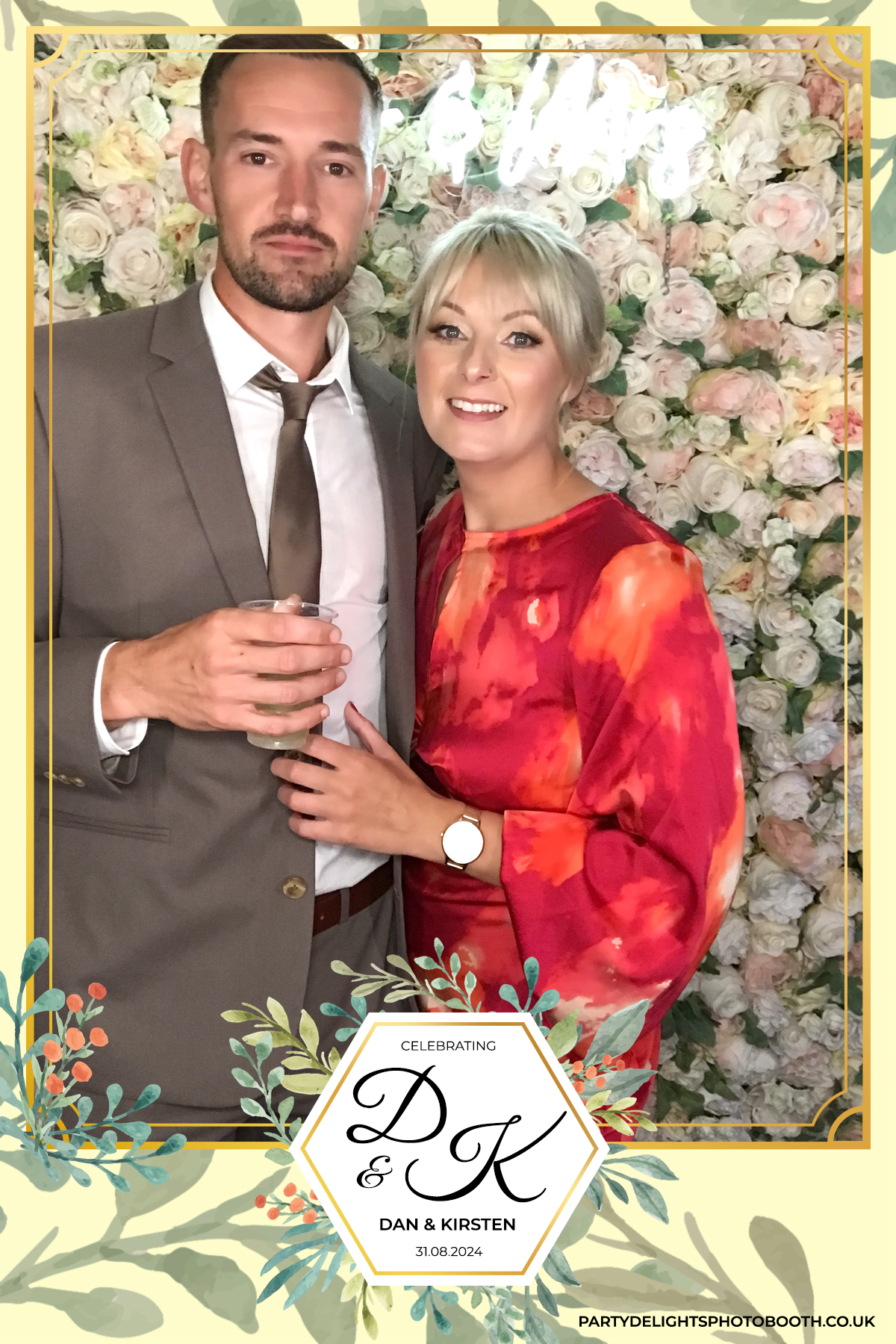 Dan and Kirsten's Wedding | View more photos from the event at gallery.partydelightsphotobooth.co.uk/u/PartyDelightsPhotoBooth/Dan-and-Kirstens-Wedding
