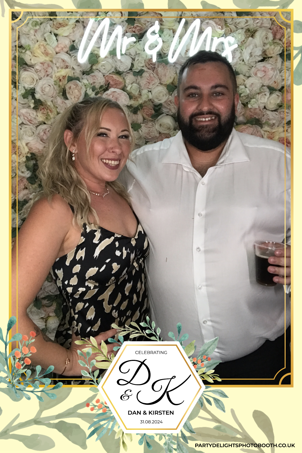 Dan and Kirsten's Wedding | View more photos from the event at gallery.partydelightsphotobooth.co.uk/u/PartyDelightsPhotoBooth/Dan-and-Kirstens-Wedding