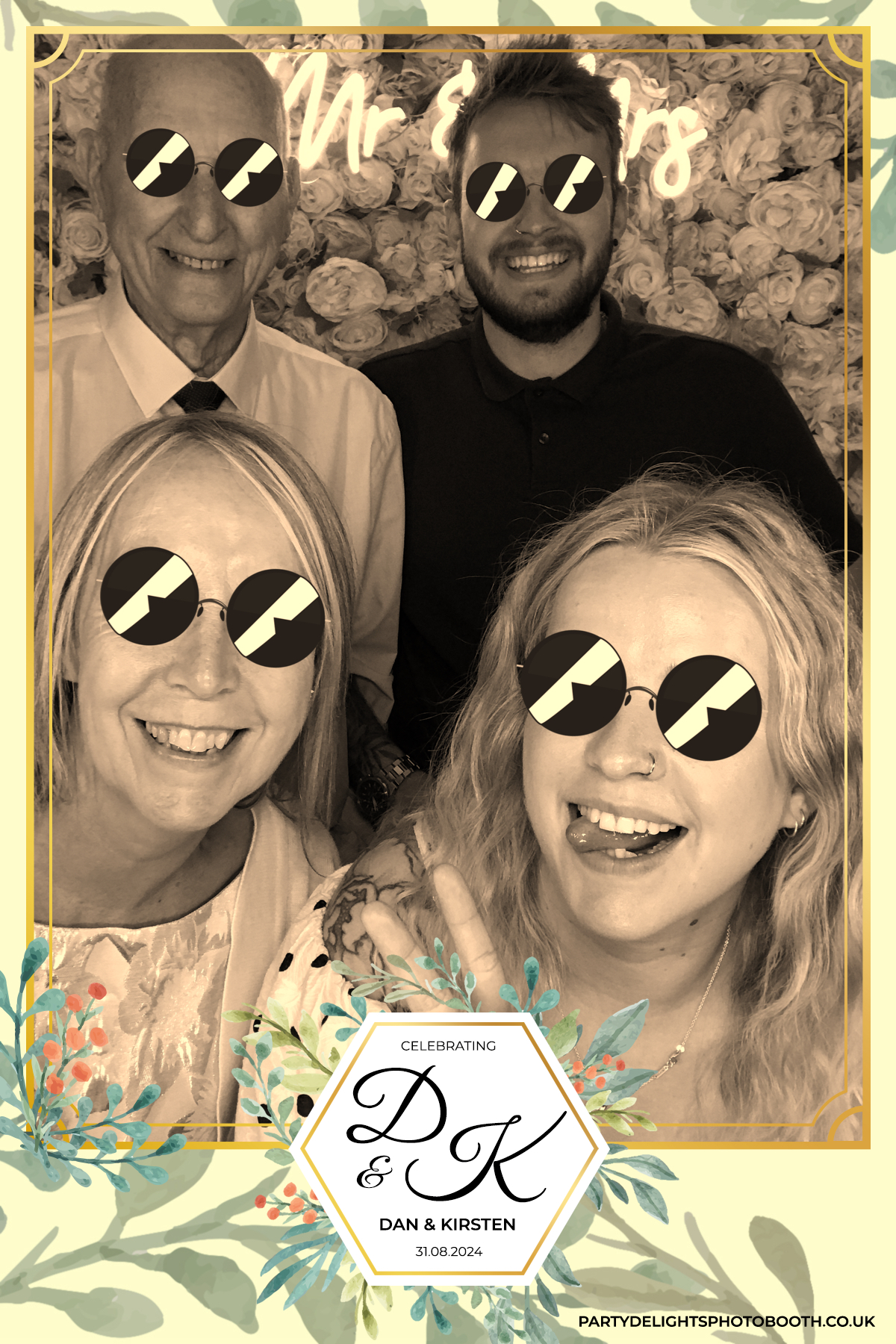 Dan and Kirsten's Wedding | View more photos from the event at gallery.partydelightsphotobooth.co.uk/u/PartyDelightsPhotoBooth/Dan-and-Kirstens-Wedding